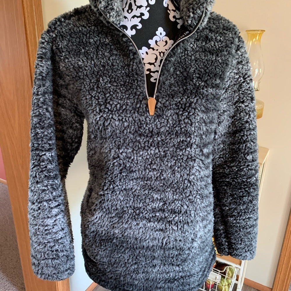Simply southern Sherpa pullover